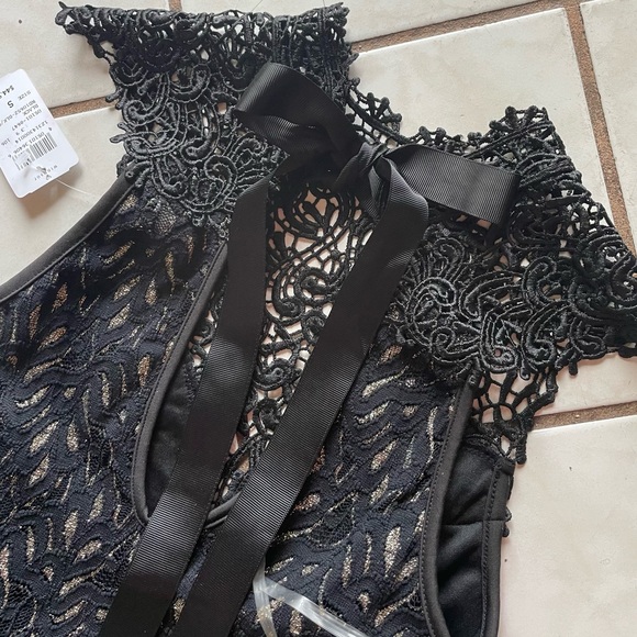 NWT!! Windsor Black Lace Dress with Ribbon tie, size small! - Picture 5 of 6